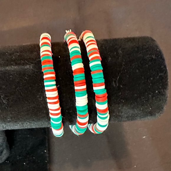 🎄🎁 Merry Christmas Beaded Bracelet Set - Picture 3 of 4